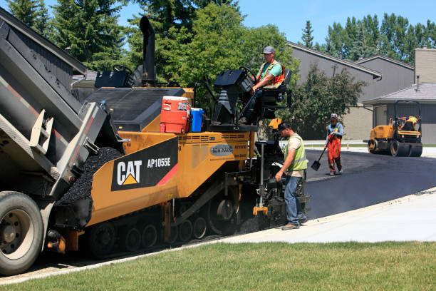 Best Residential Driveway Paving in Uhland, TX